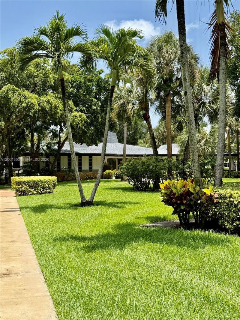 5001 NW 34th St , Unit 102, Lauderdale Lakes, FL 33319 Photo