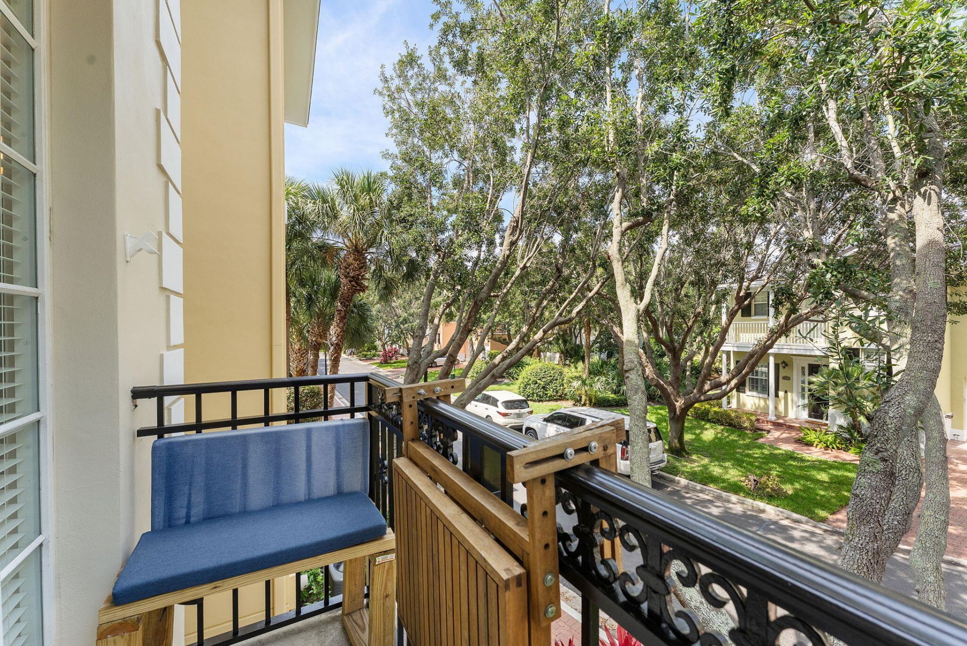 1035 W Heritage Club Circle, Delray Beach, FL 33483 Photo