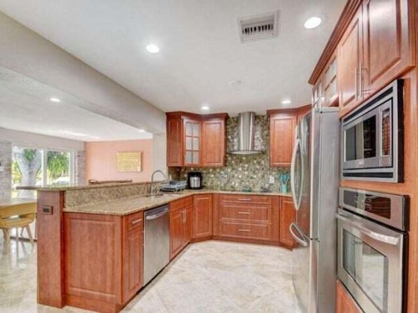 168 SE 31ST Avenue, Boynton Beach, FL 33435