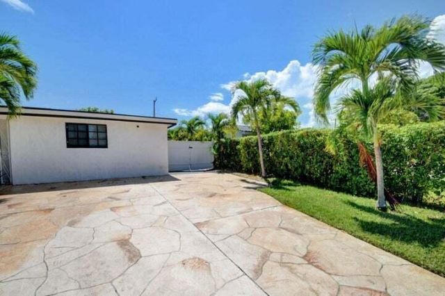 168 SE 31st Avenue, Boynton Beach, FL 33435 Photo