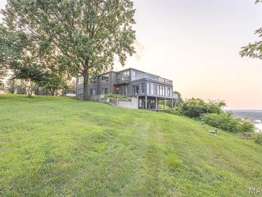 4 River Hills Road, Hannibal, MO 63401