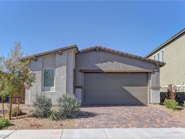 222 Palisade Falls Avenue , Henderson, NV 89015