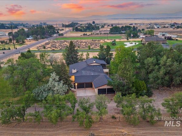 4160 NE Rancho Way, Mountain Home, ID 83647