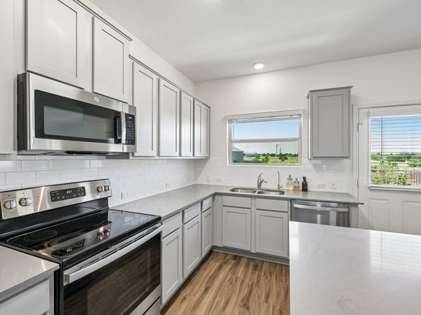 417 Greatest Gift WAY, Jarrell, TX 76537