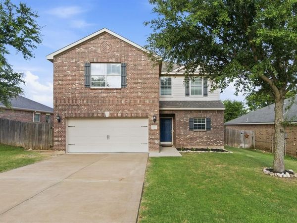 177 Buffalo Ridge Drive , Newark, TX 76071