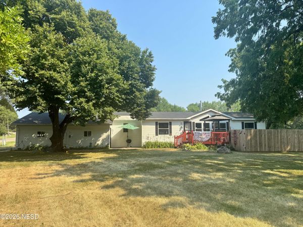 324 BELL AVENUE, Milbank, SD 57252