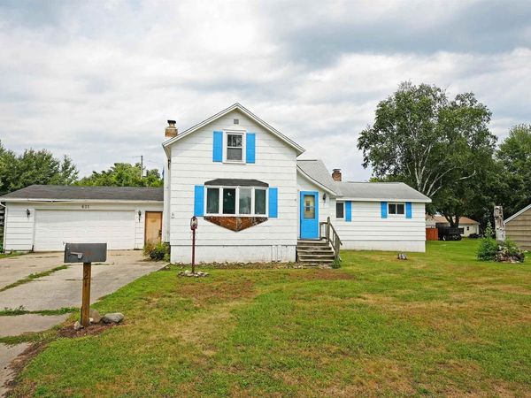 621 CONGRESS STREET, Oconto, WI 54153