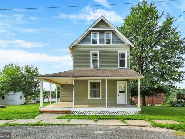 416 HIGHLAND AVENUE, WEST MILTON, PA 17886