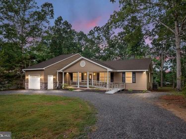 122 YORKTOWN BOULEVARD, LOCUST GROVE, VA 22508