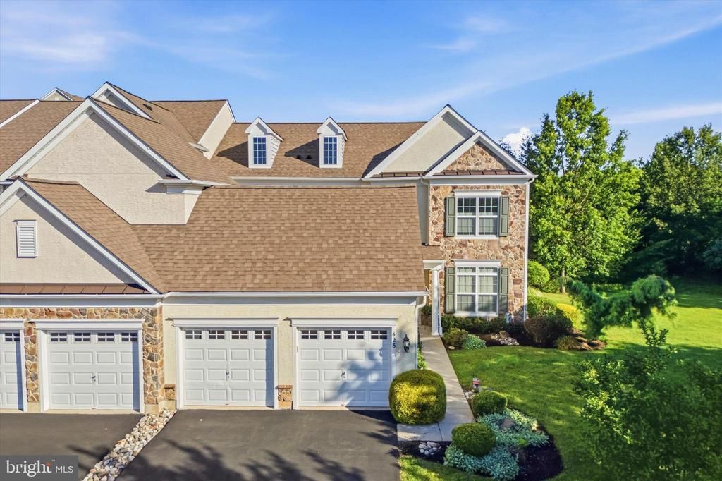 425 PRIMROSE DRIVE, UPPER GWYNEDD, PA 19446