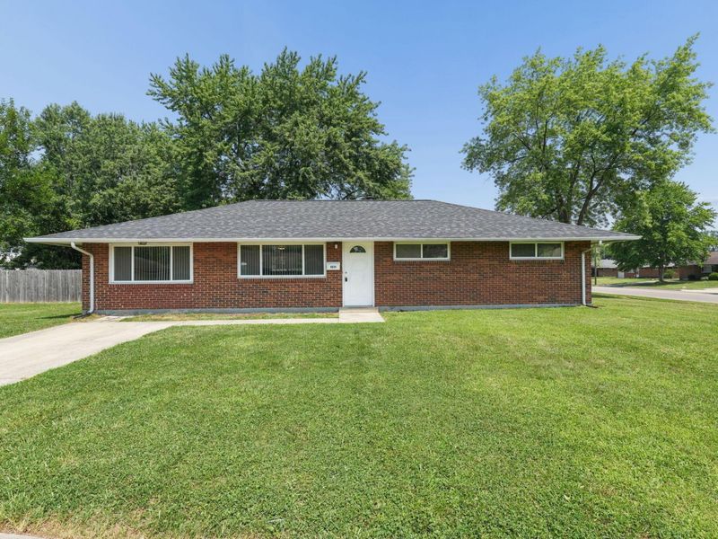 6634 Bartlett Road, Reynoldsburg, OH 43068 Photo 2