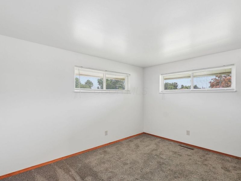 6634 Bartlett Road, Reynoldsburg, OH 43068 Photo 20