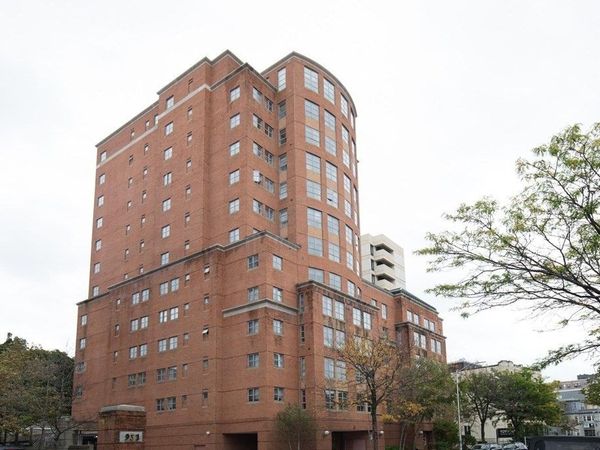 931 Massachusetts Ave., Unit 801, Cambridge, MA 02139