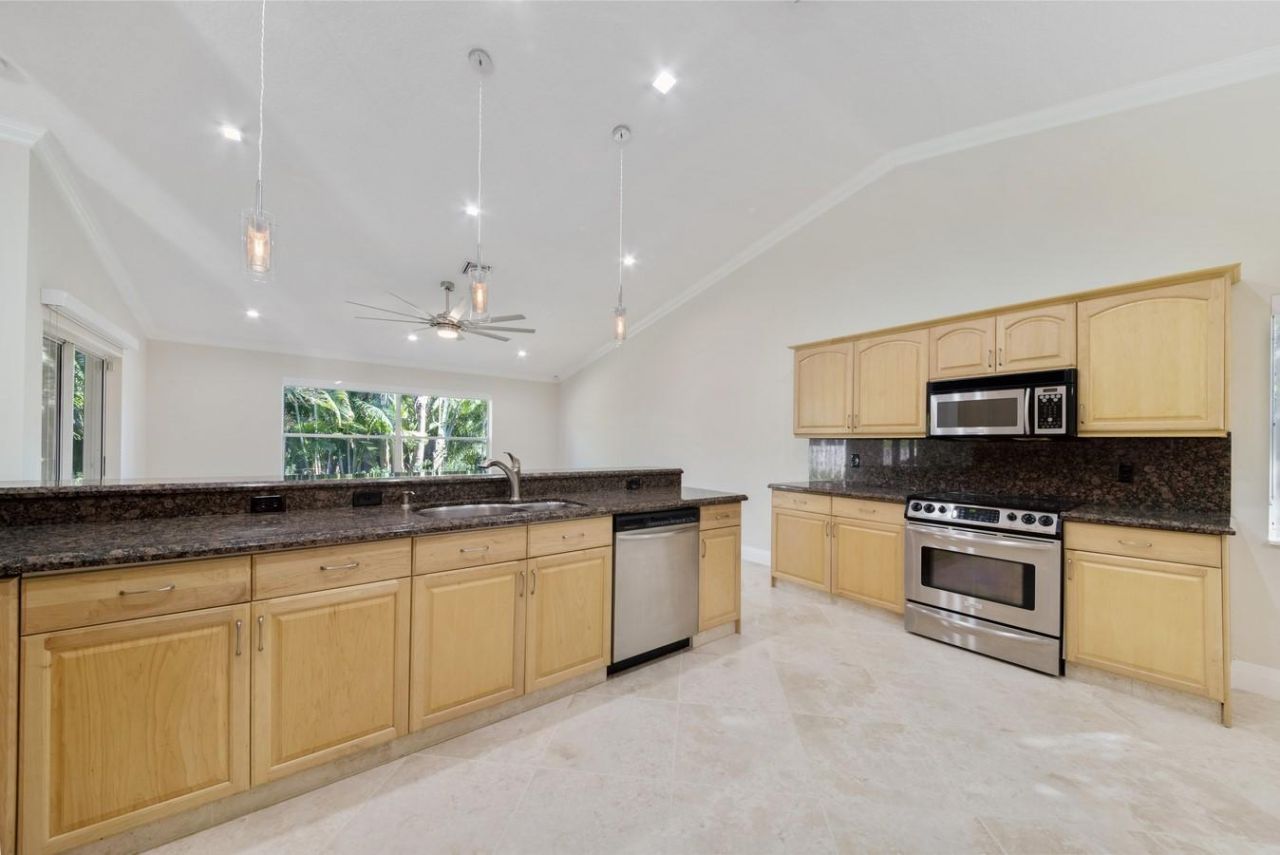 8892 Jaspers Drive, Boynton Beach, FL 33472 Photo