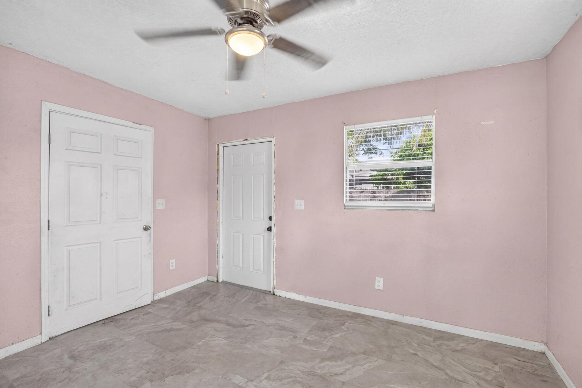 533 NW 17th Avenue, Fort Lauderdale, FL 33311 Photo