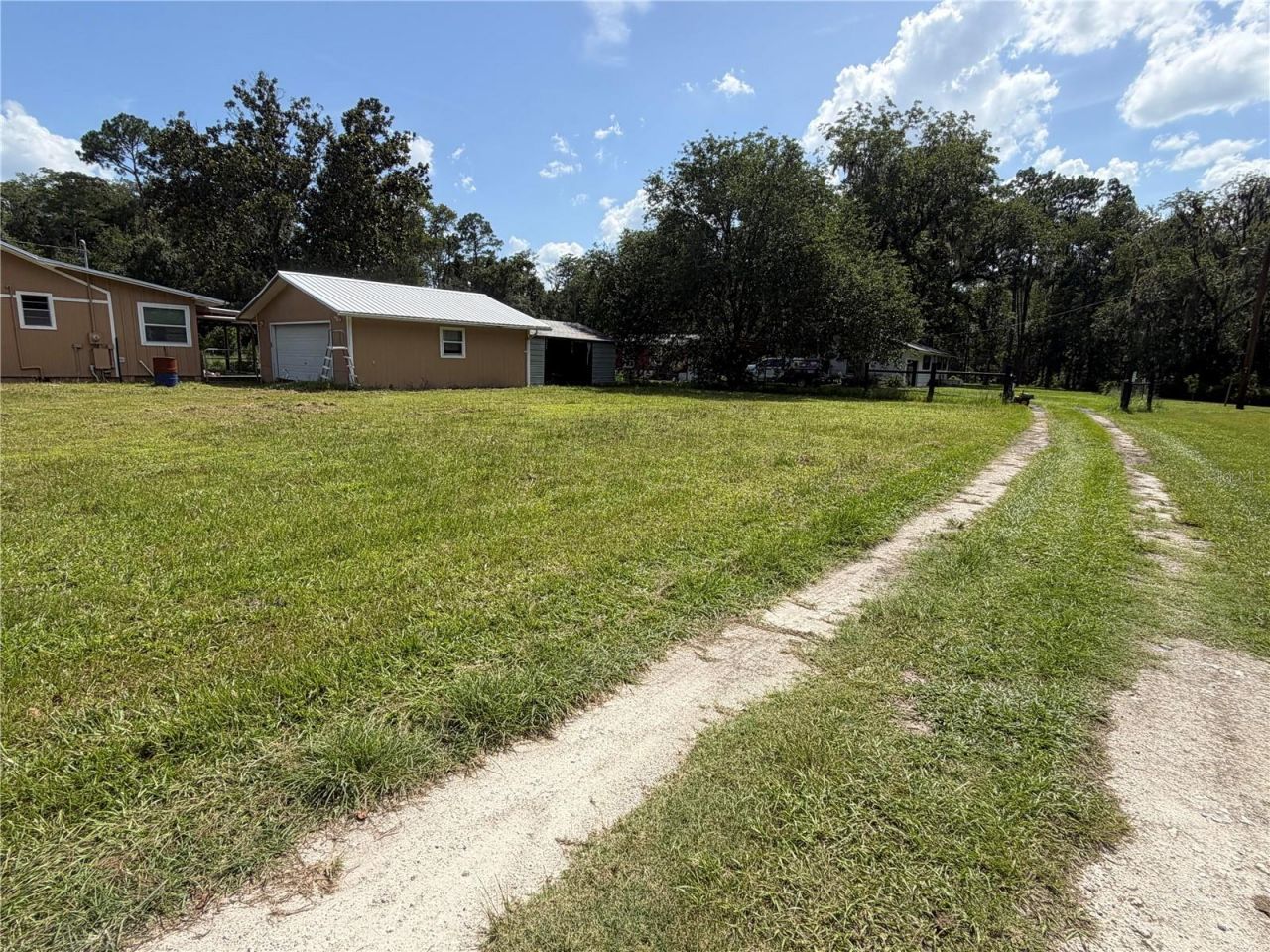 9929 Factory Avenue , Hampton, FL 32044 Photo