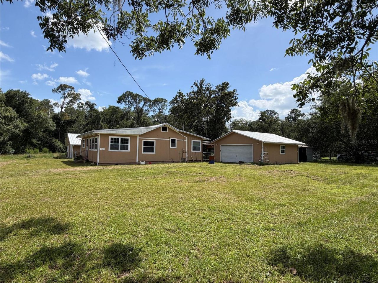 9929 Factory Avenue , Hampton, FL 32044 Photo