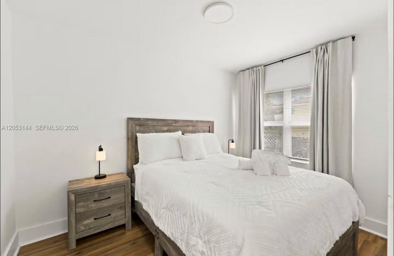912 NW 2nd St, Unit 912, Fort Lauderdale, FL 33311 Photo