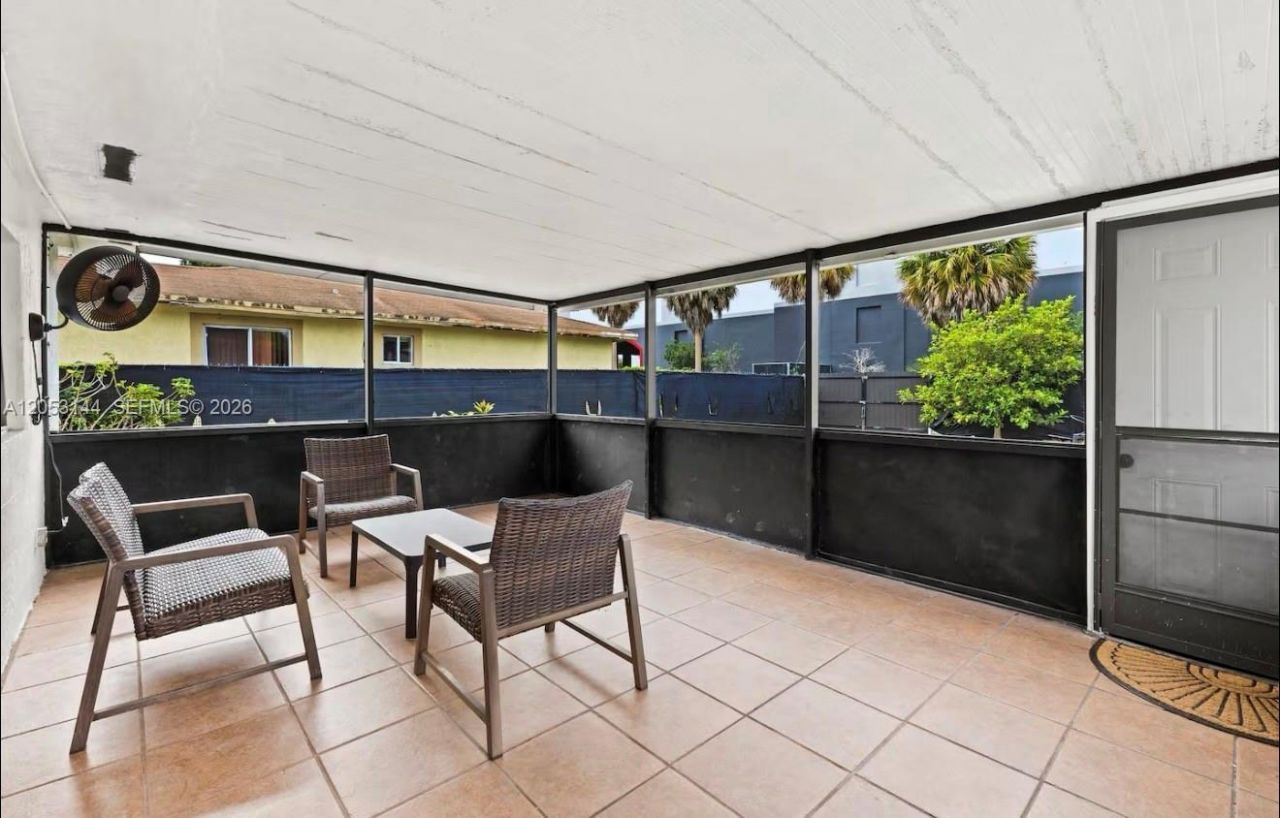 912 NW 2nd St, Unit 912, Fort Lauderdale, FL 33311 Photo