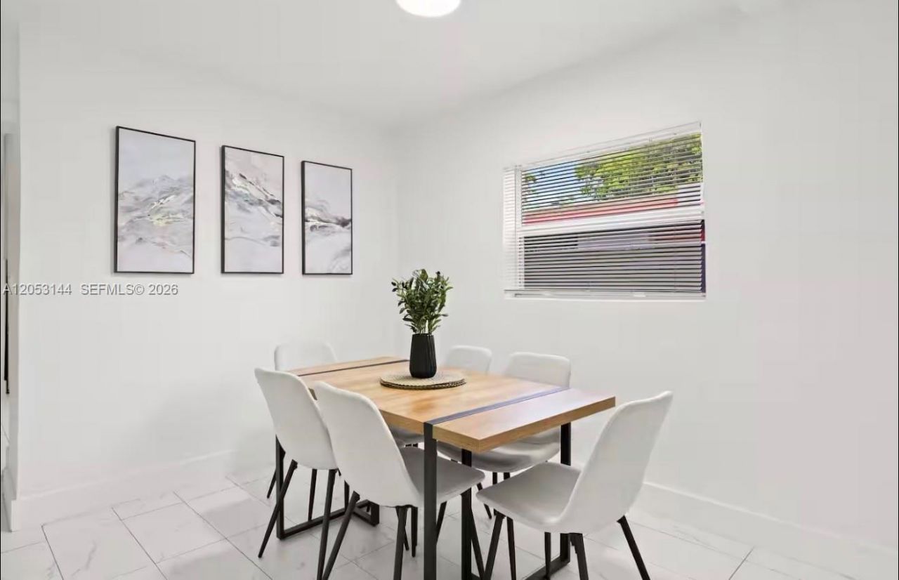 912 NW 2nd St, Unit 912, Fort Lauderdale, FL 33311 Photo