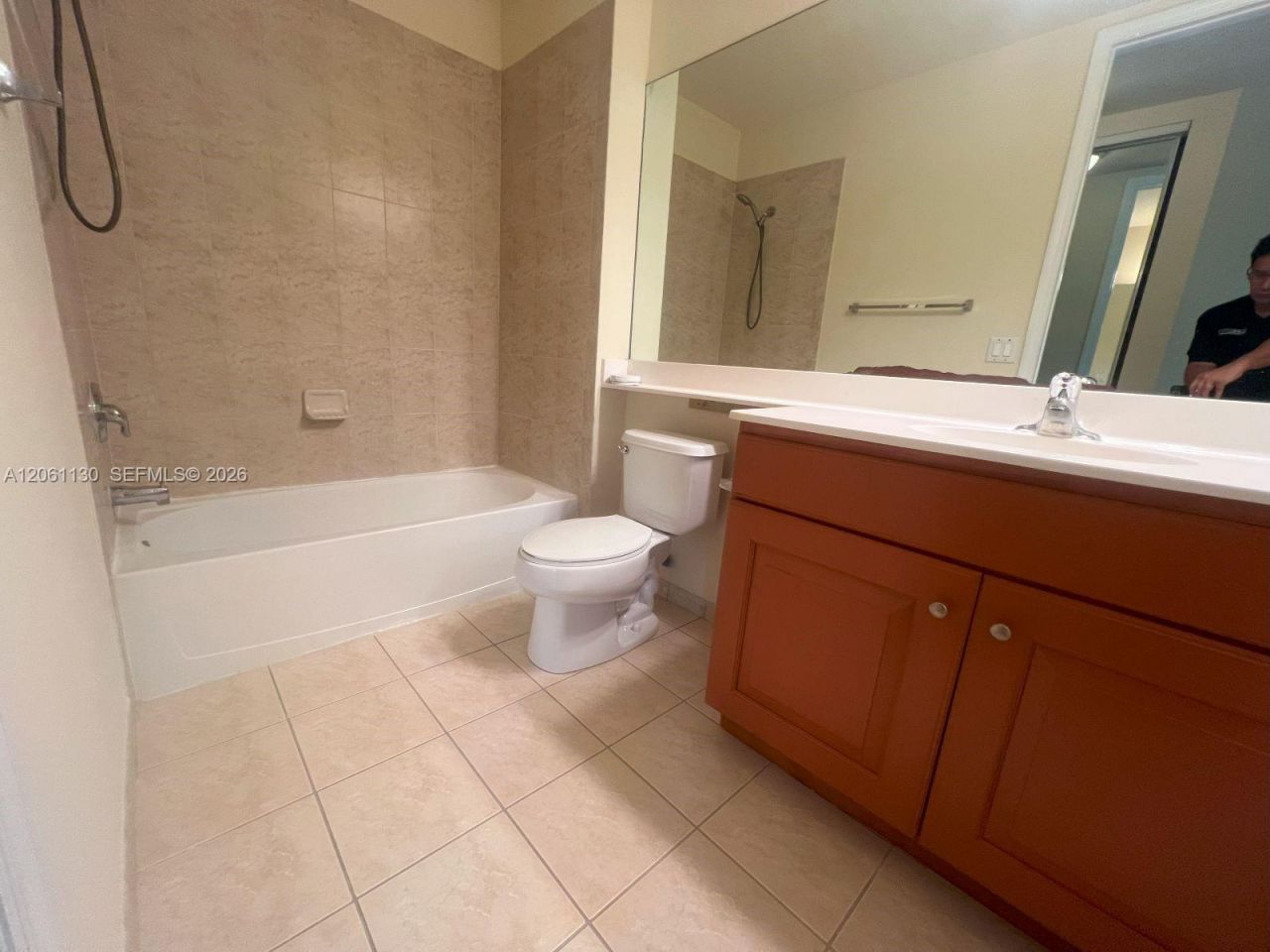3500 Oaks Clubhouse Dr , Unit 207, Pompano Beach, FL 33069 Photo