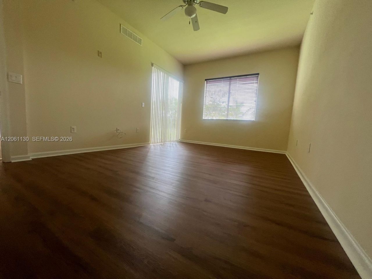 3500 Oaks Clubhouse Dr , Unit 207, Pompano Beach, FL 33069 Photo