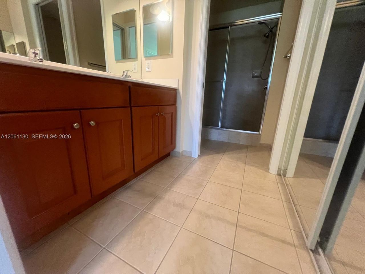 3500 Oaks Clubhouse Dr , Unit 207, Pompano Beach, FL 33069 Photo