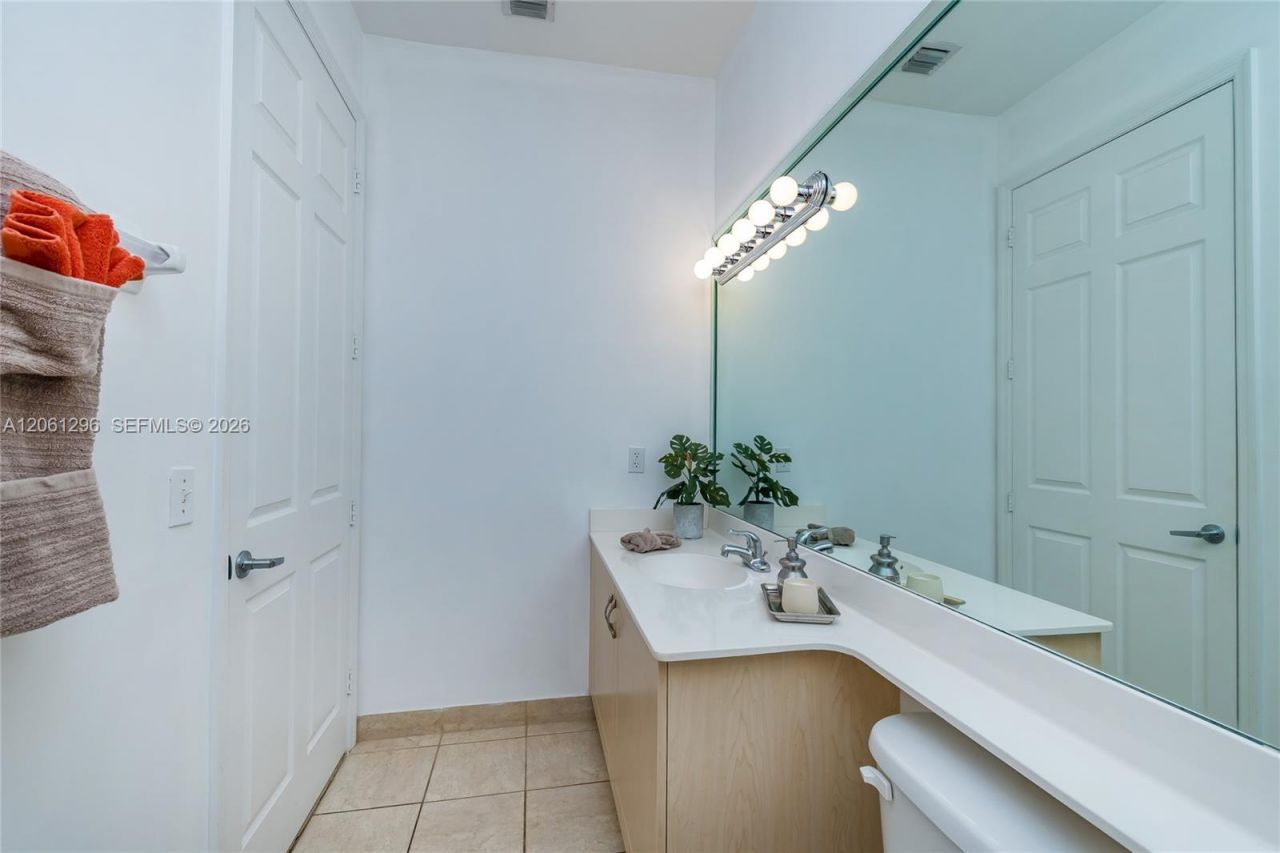 1690 SW 27th Ave, Unit 908, Miami, FL 33145 Photo