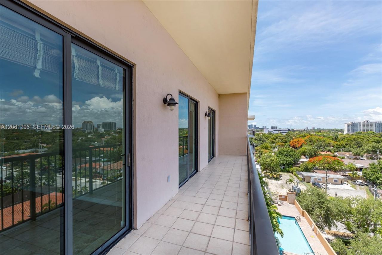 1690 SW 27th Ave, Unit 908, Miami, FL 33145 Photo