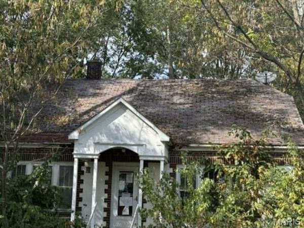 11589 Nevada Street , Weaubleau, MO 65774