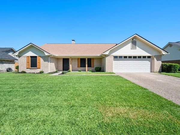 504 Lexington Drive , Corsicana, TX 75110