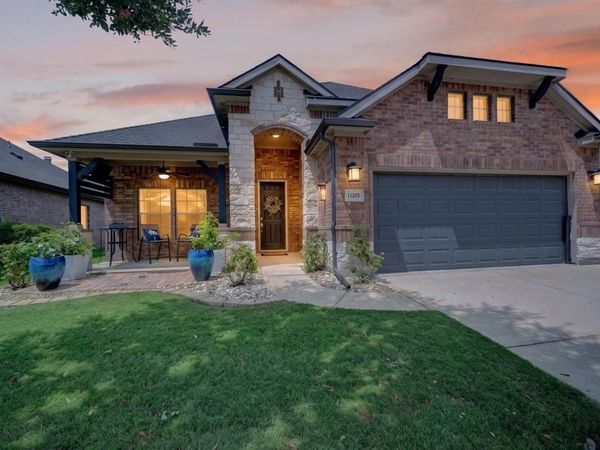 11205 Gibbons Creek Drive, Frisco, TX 75036