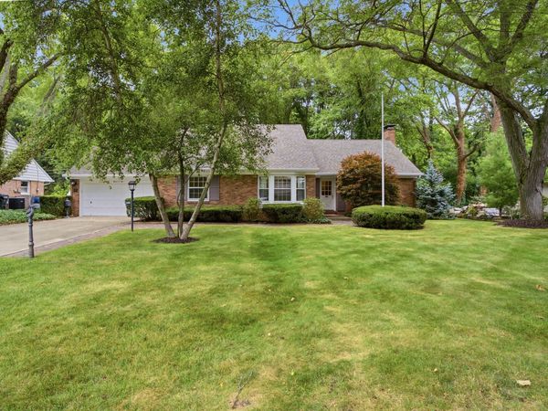 1109 Flanders Place, St. Joseph, MI 49085