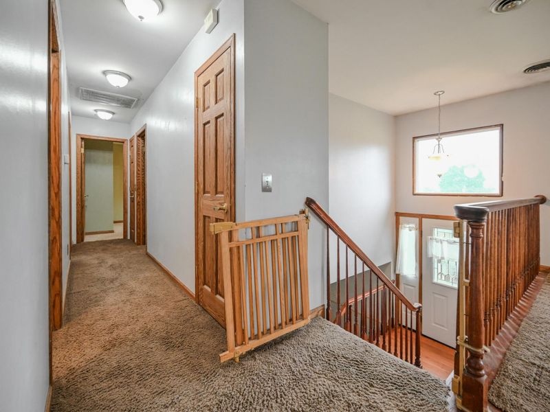 668 Suncrest Drive, Springfield, OH 45503 Photo 16