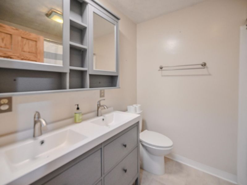 668 Suncrest Drive, Springfield, OH 45503 Photo 17