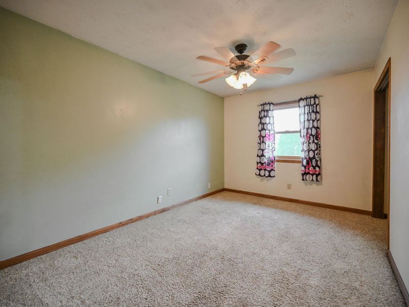 668 Suncrest Drive, Springfield, OH 45503 Photo 22