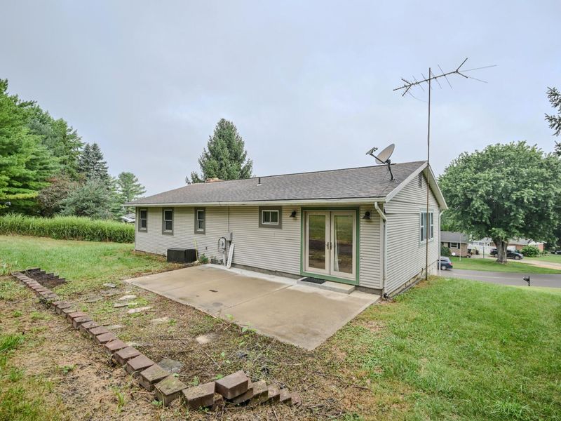 668 Suncrest Drive, Springfield, OH 45503 Photo 39