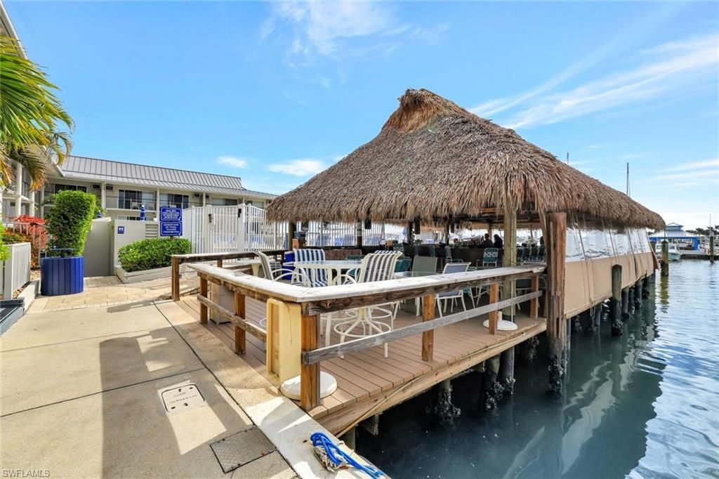 900 Broad Ave S, Unit 320, Naples, FL 34102 Photo