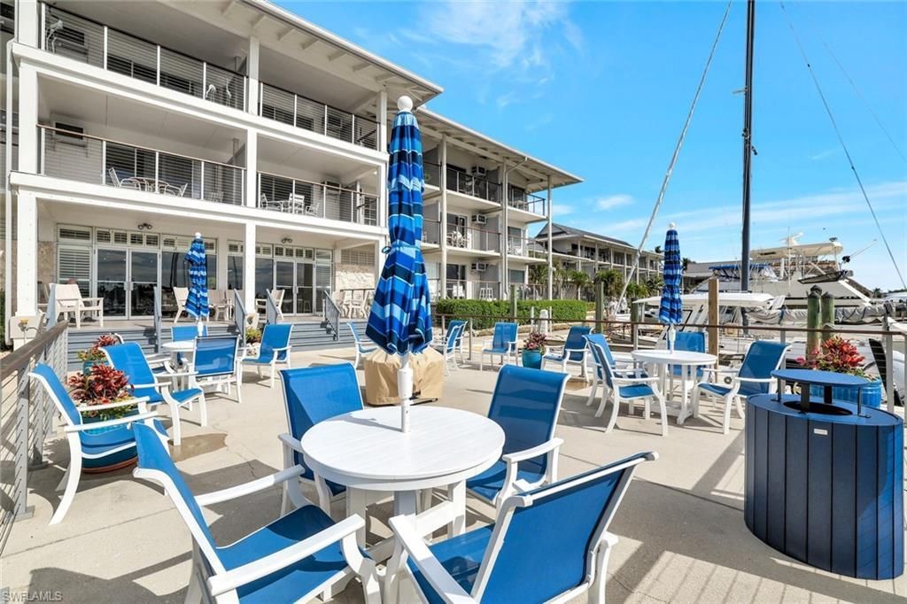 900 Broad Ave S, Unit 320, Naples, FL 34102 Photo