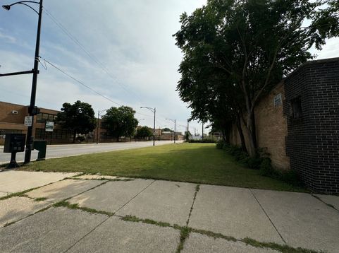 Main Photo