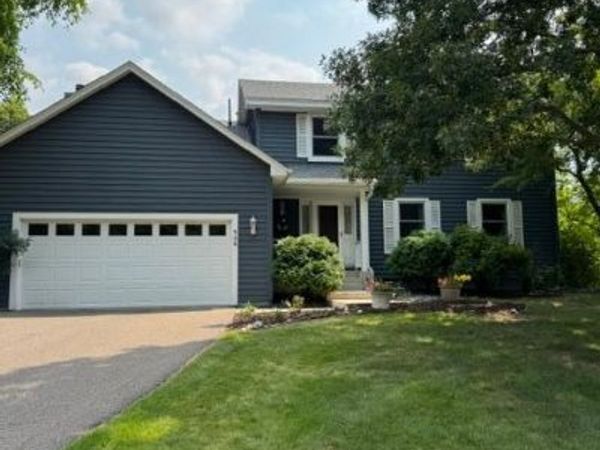 558 Stone Road, Mendota Heights, MN 55120