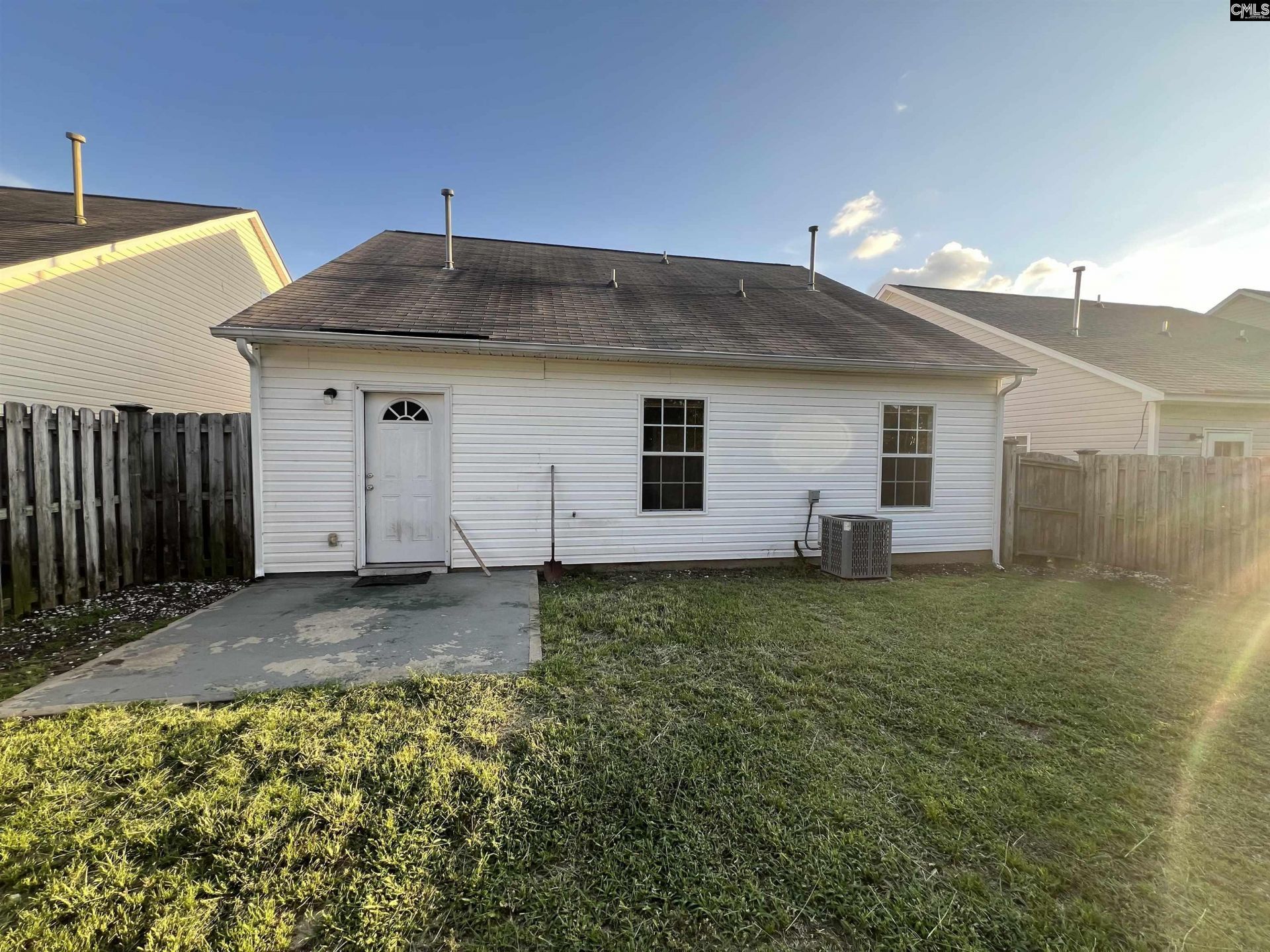 111 Donau Drive  Photo 11