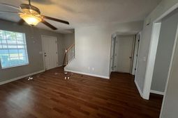 111 Donau Drive  photo 4
