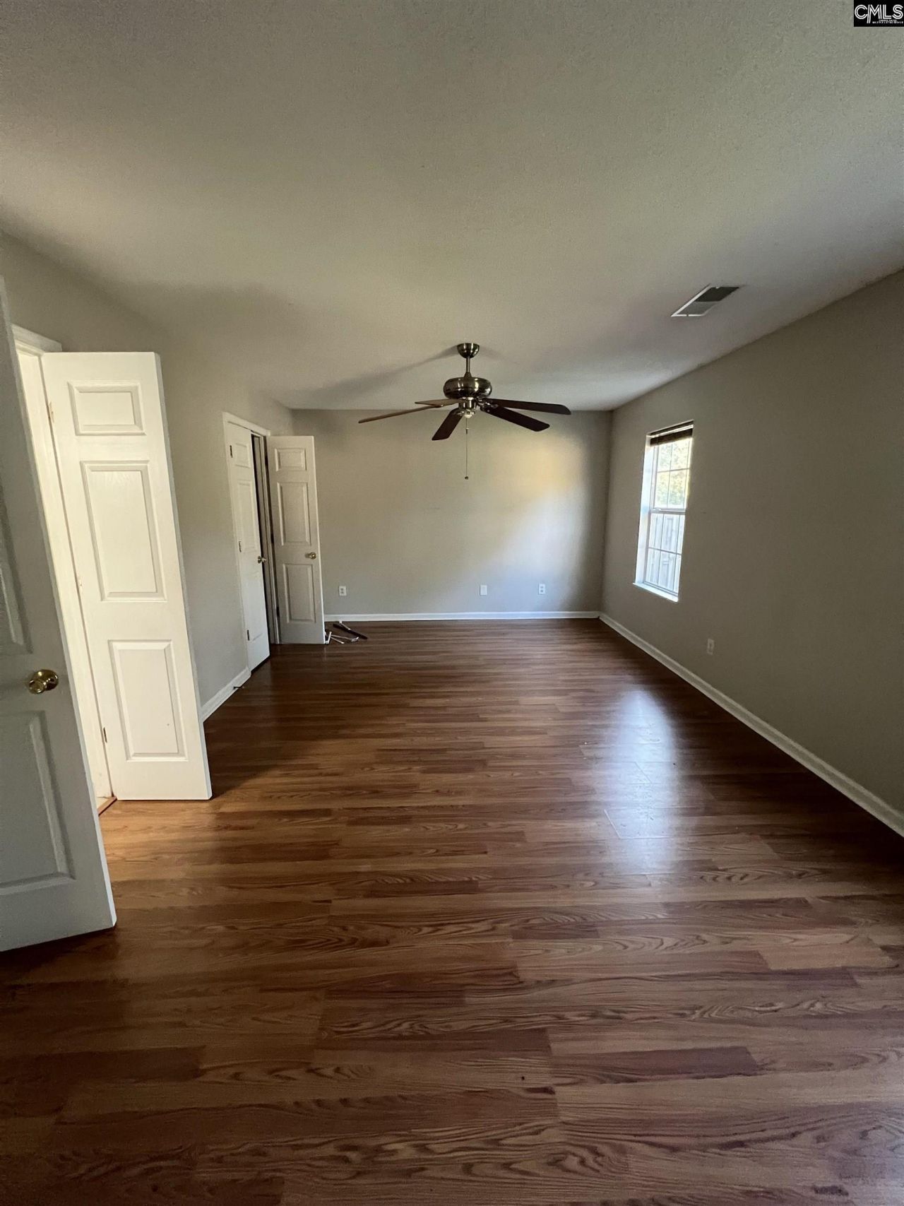 111 Donau Drive  Photo 4