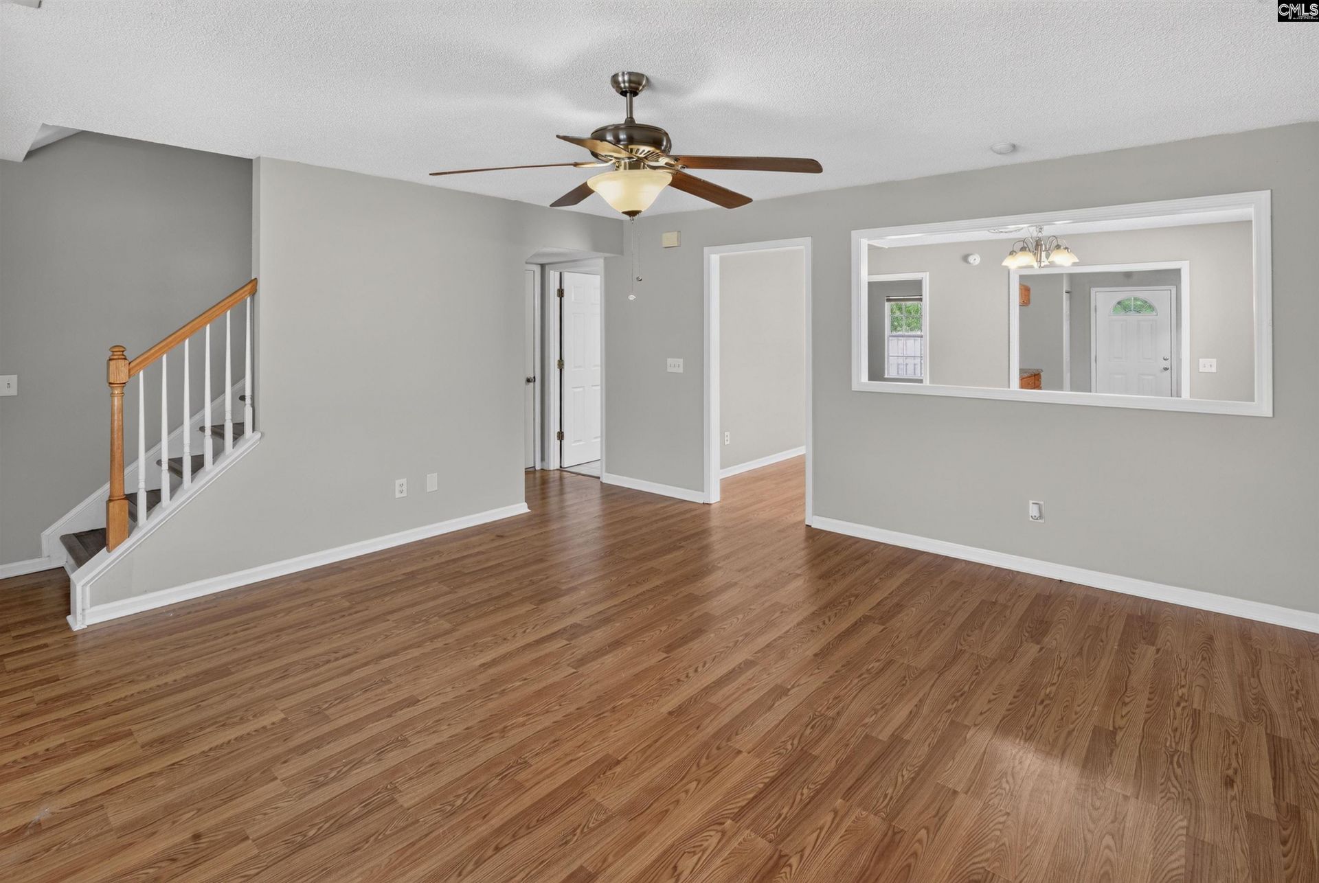 111 Donau Drive  Photo 6