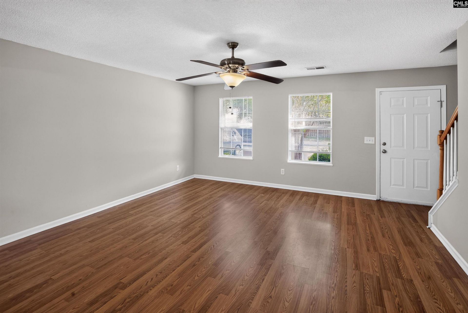 111 Donau Drive  Photo 9