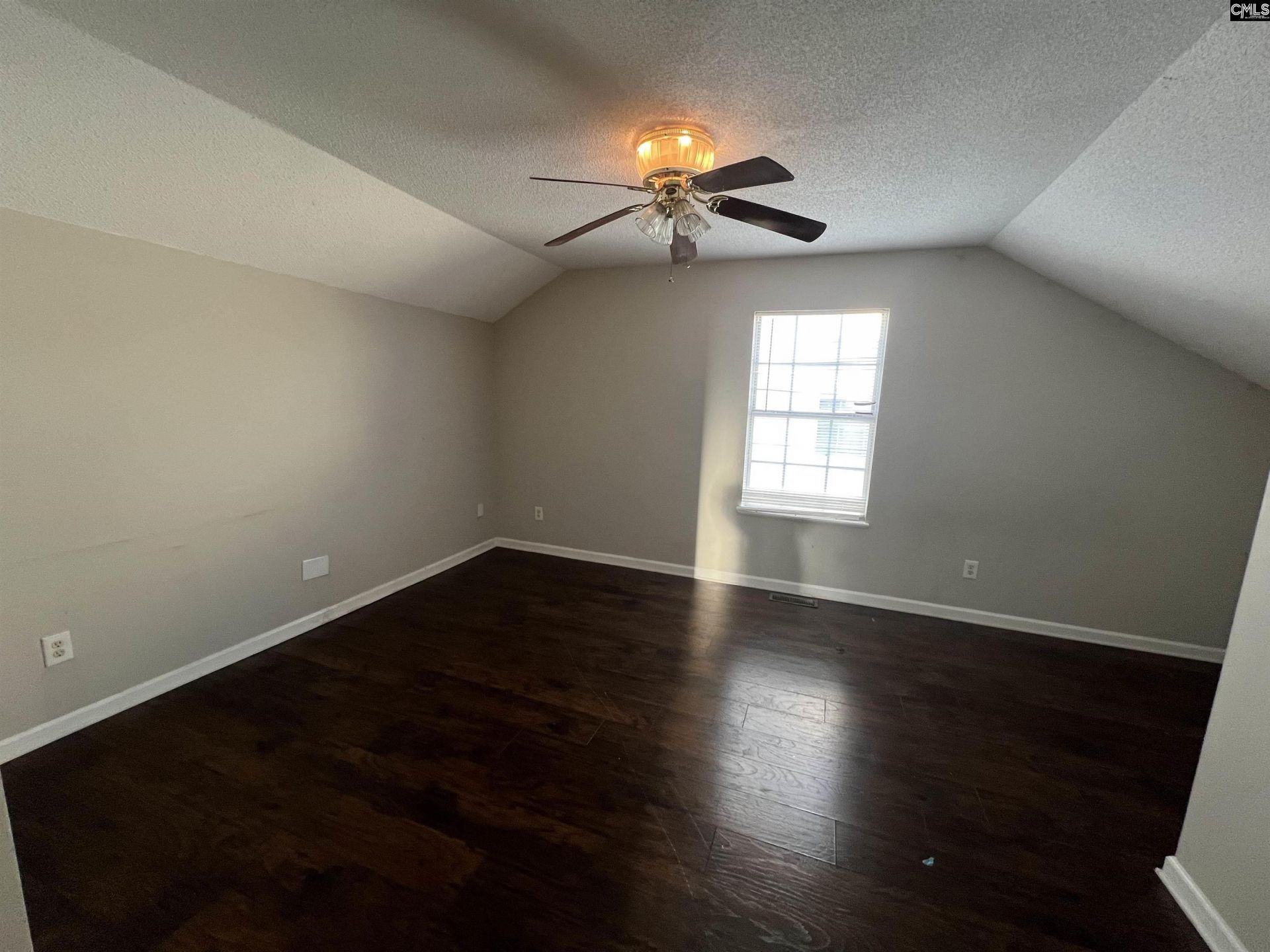 111 Donau Drive  Photo 9