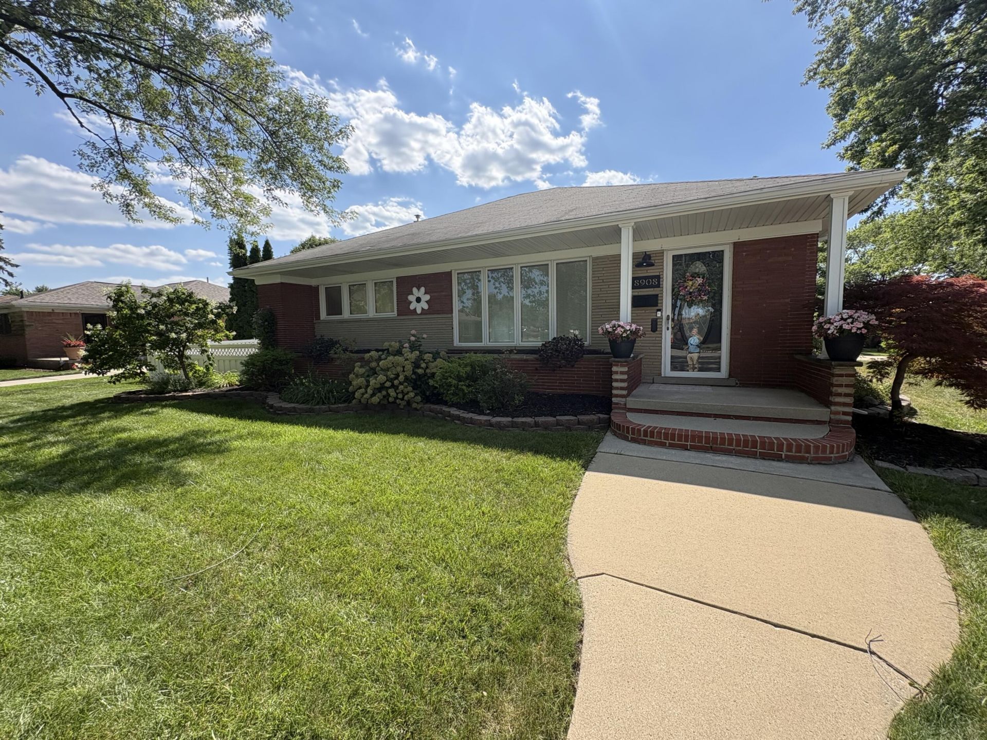 8908 Fox Avenue, Allen Park, MI 48101 Main Photo