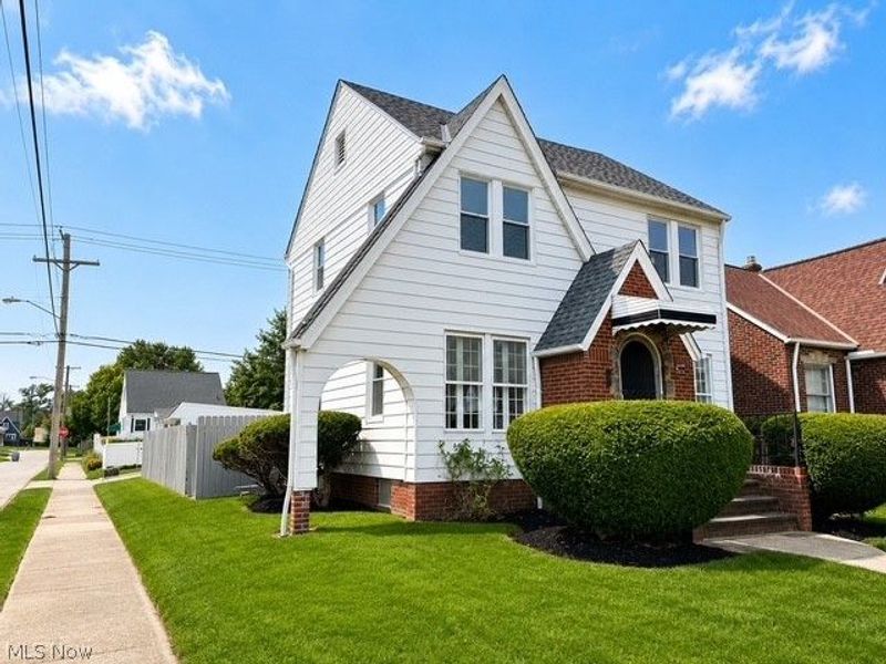 300 E 211 Street , Euclid, OH 44123 Photo 29
