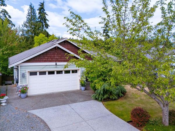 1617 Simon Pl, Cowichan Bay, BC V0R 1N1